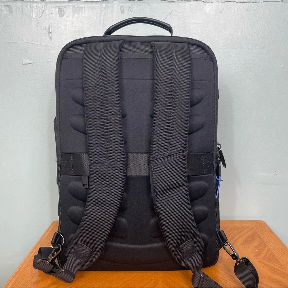 Bopai Camel Mountain The GUI Tech Backpack USB Laptop Waterproof Black